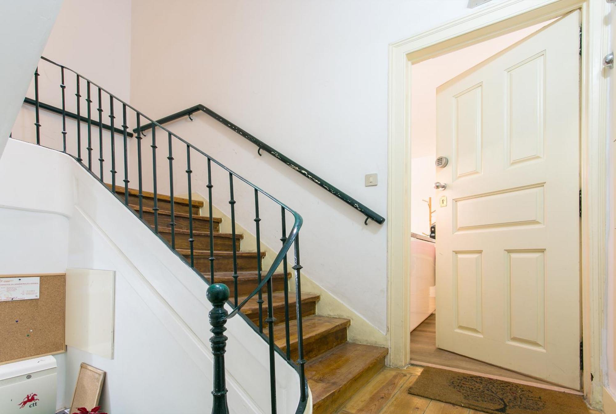 Cozy Apartment In Amazing Location! Lizbona Zewnętrze zdjęcie
